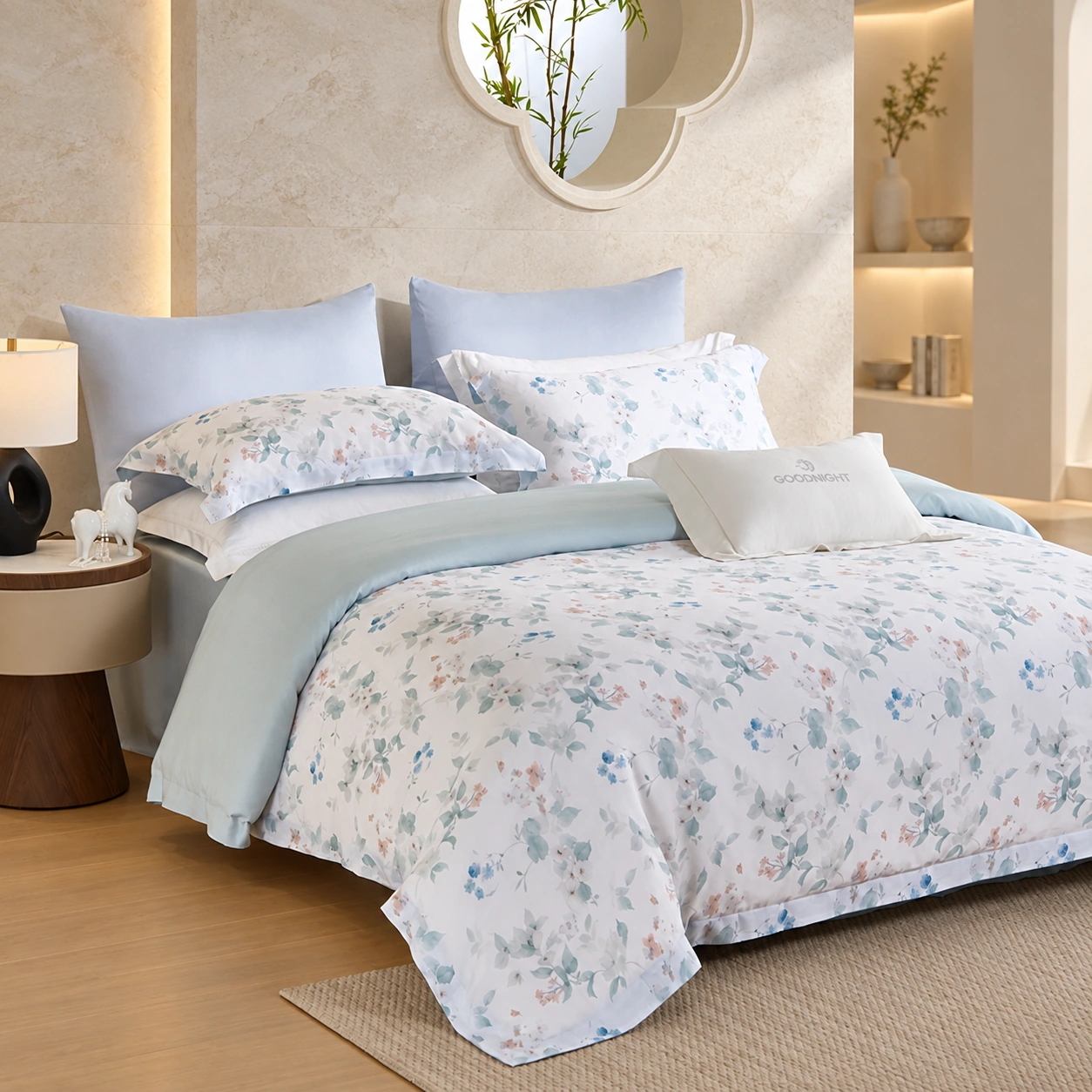 Yanxi Four-Piece Bedding Set: Home showroom display